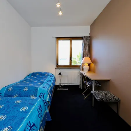 Apartment D28